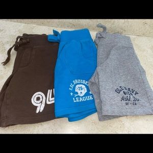 Boys Old Navy shorts, size 3T